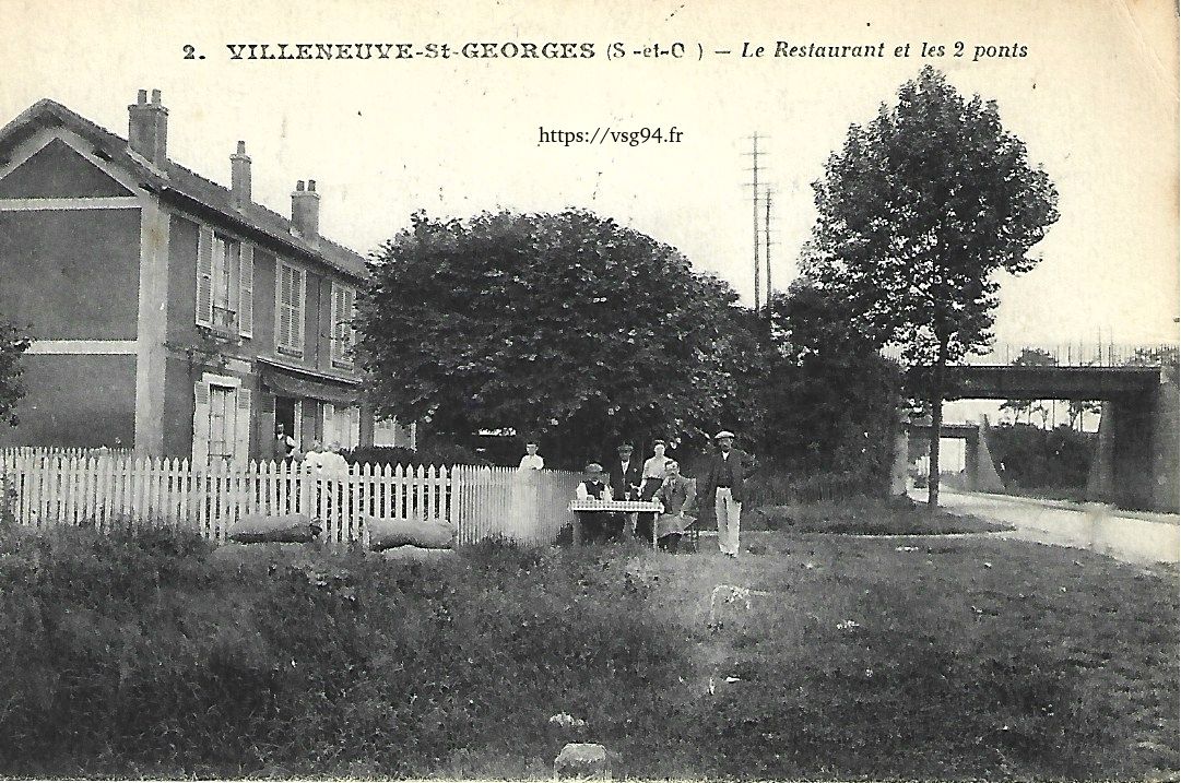 Restaurant des 2 Ponts près des ponts ferroviaires du Triage à Villeneuve-Saint-Georges vers 1910